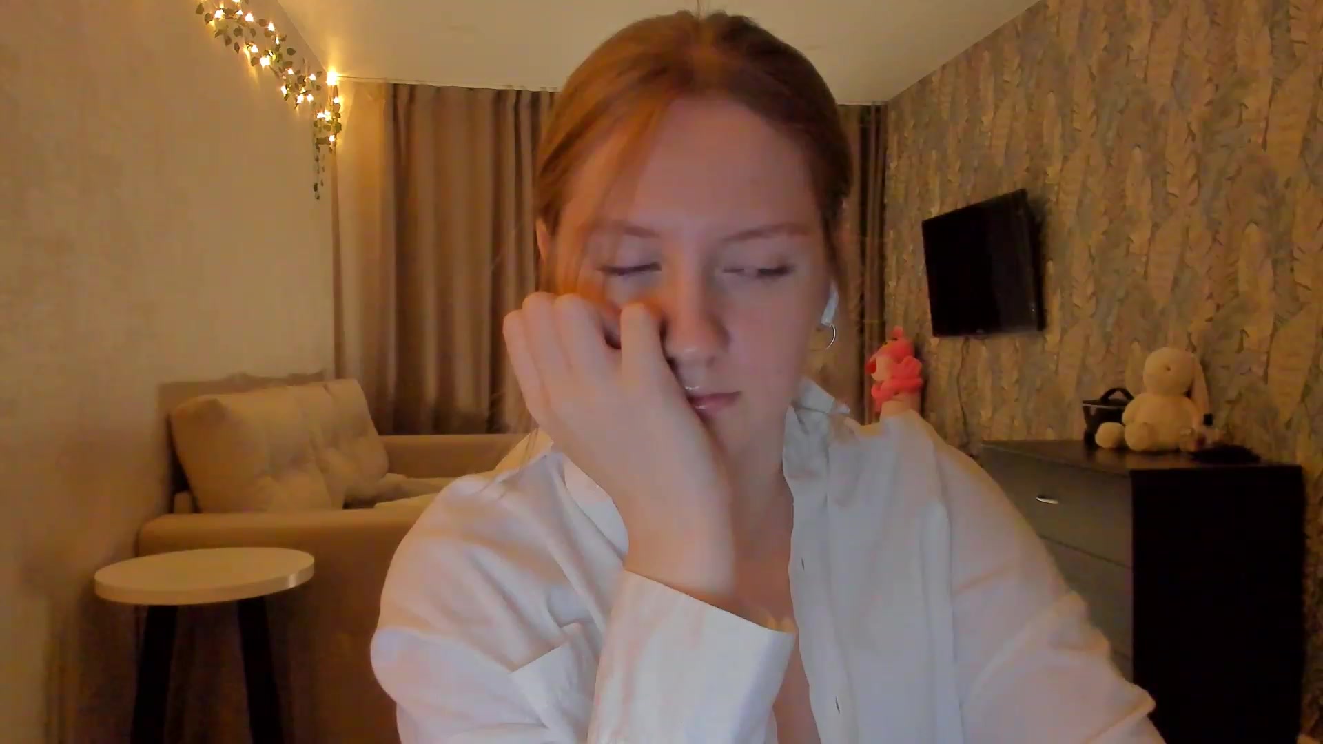 Gallery image thumbnail from cutegirlAlice's myfreecams stream on, 02/11/2023, 17:27 image 13 of 20