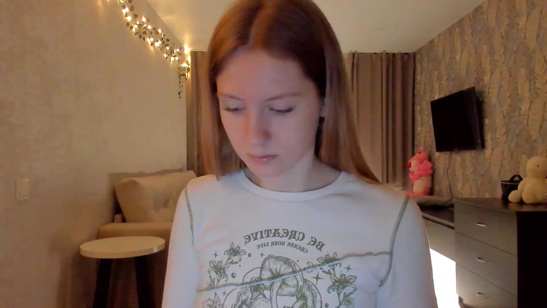 Gallery image thumbnail from cutegirlAlice's myfreecams stream on, 02/15/2023, 14:28 image 2 of 20