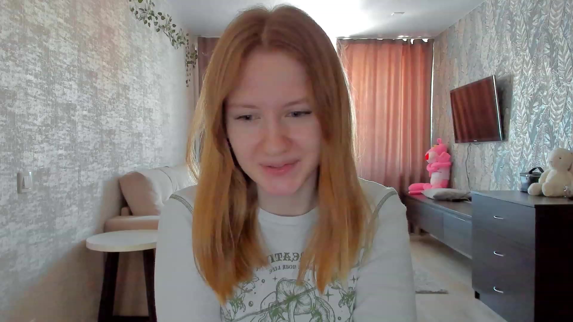 Gallery image thumbnail from cutegirlAlice's myfreecams stream on, 02/16/2023, 06:21 image 13 of 20