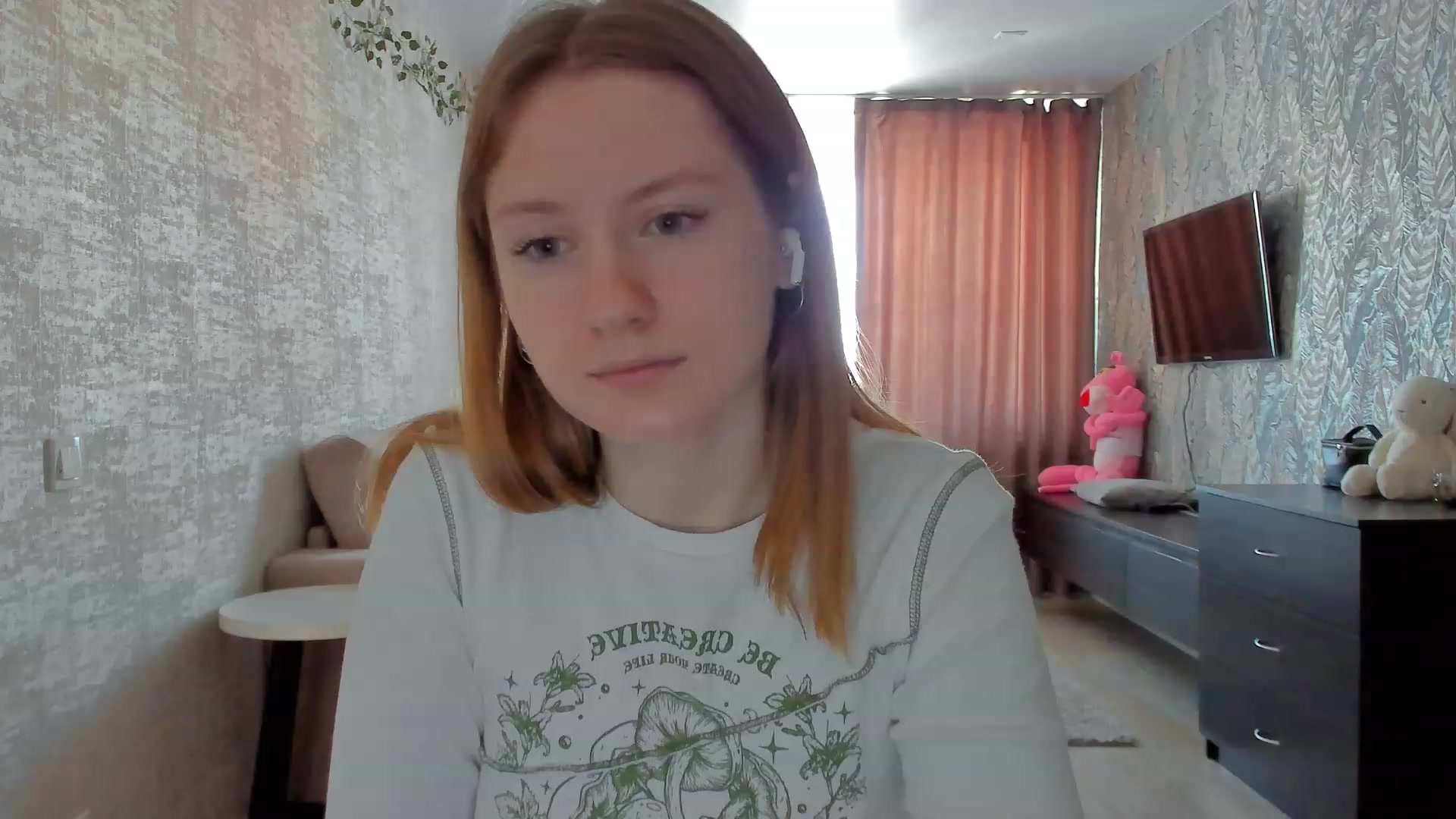 Gallery image thumbnail from cutegirlAlice's myfreecams stream on, 02/16/2023, 06:21 image 8 of 20