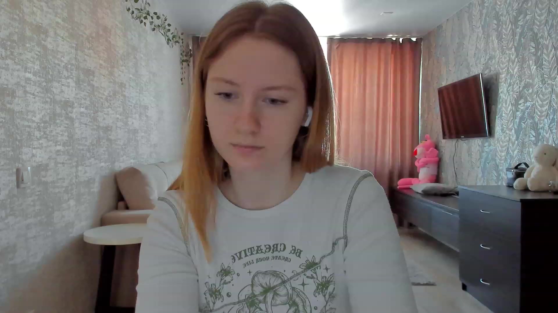 Gallery image thumbnail from cutegirlAlice's myfreecams stream on, 02/16/2023, 06:21 image 2 of 20
