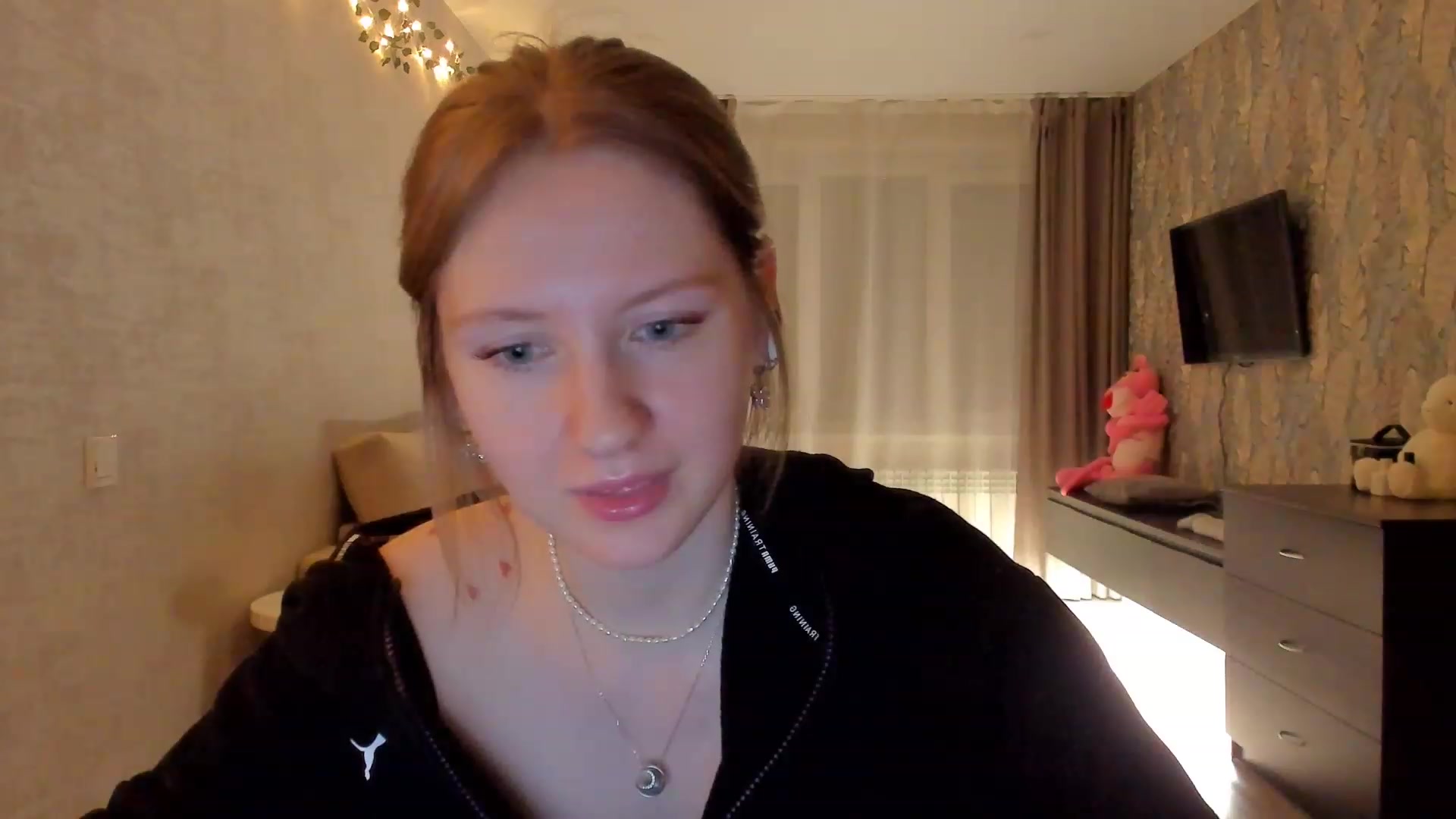 Gallery image thumbnail from cutegirlAlice's myfreecams stream on, 02/20/2023, 14:57 image 20 of 20