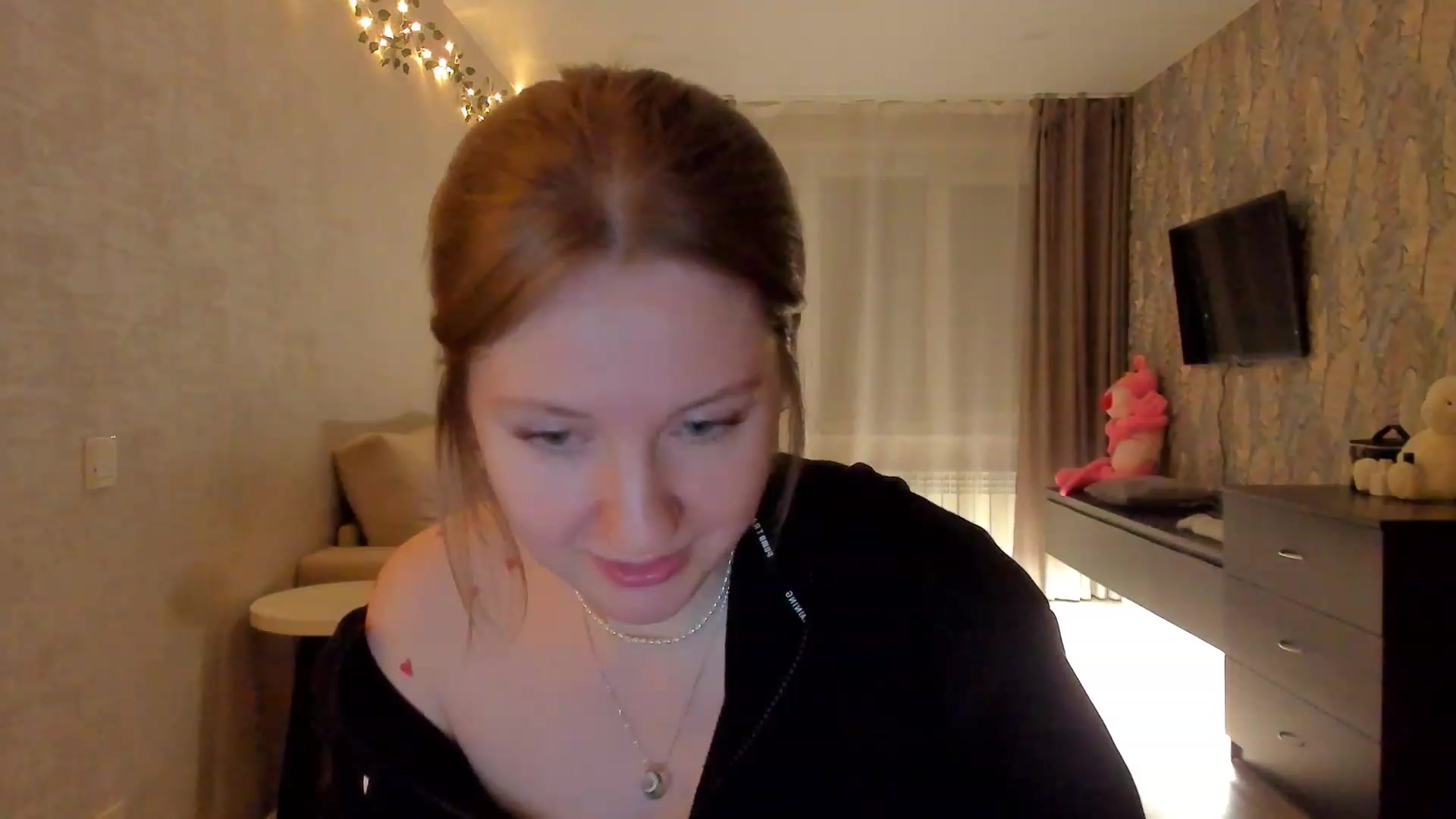 Gallery image thumbnail from cutegirlAlice's myfreecams stream on, 02/20/2023, 14:57 image 15 of 20