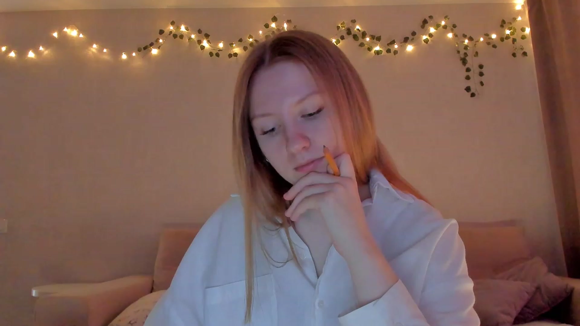 Gallery image thumbnail from cutegirlAlice's myfreecams stream on, 02/26/2023, 08:43 image 1 of 20