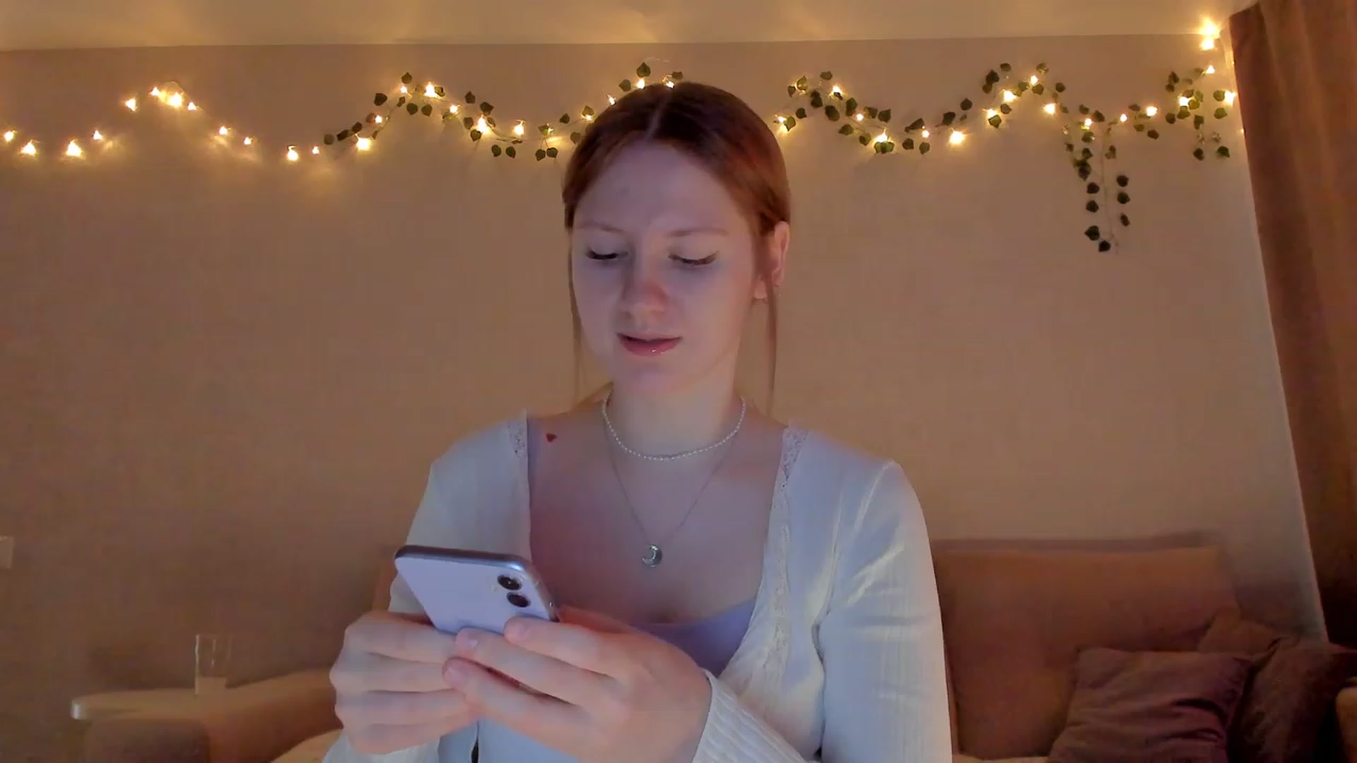 Gallery image thumbnail from cutegirlAlice's myfreecams stream on, 02/27/2023, 04:52 image 3 of 20