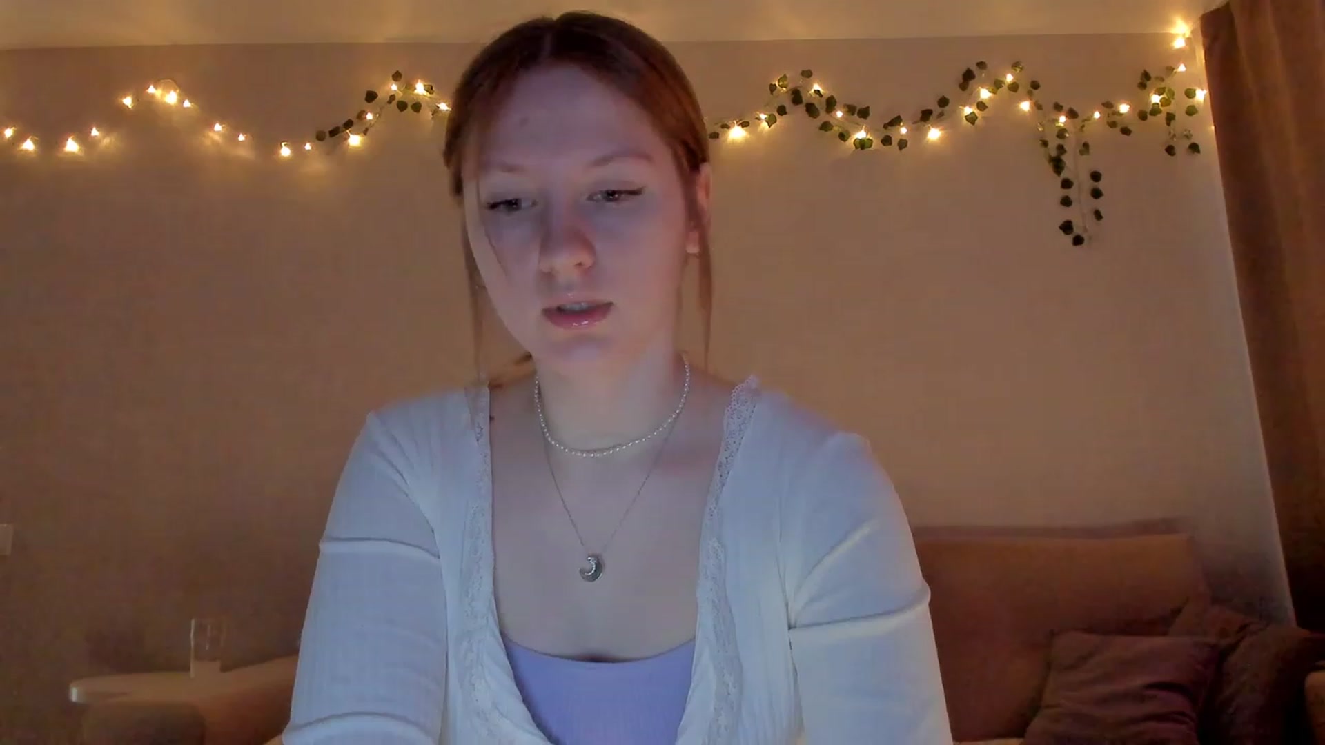 Gallery image thumbnail from cutegirlAlice's myfreecams stream on, 02/27/2023, 04:52 image 6 of 20