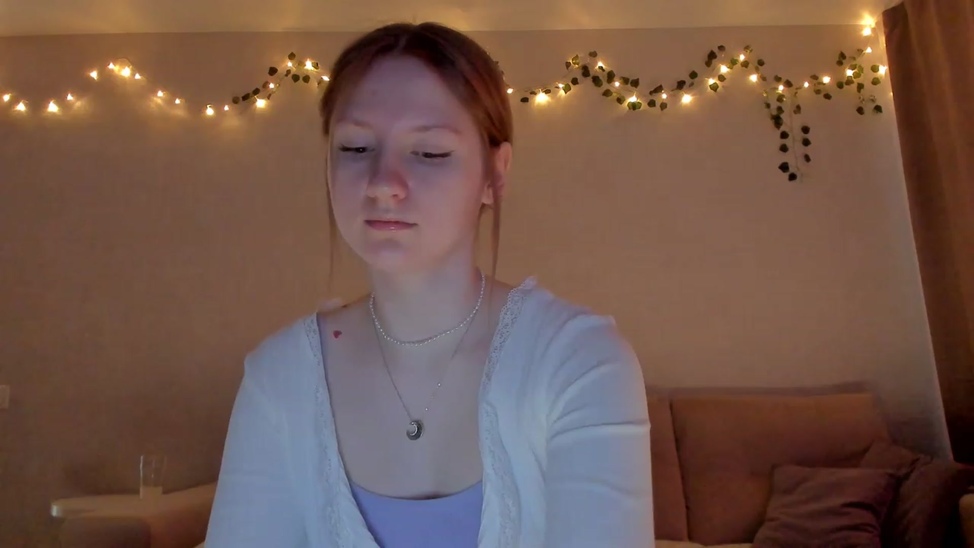 Gallery image thumbnail from cutegirlAlice's myfreecams stream on, 02/27/2023, 04:52 image 19 of 20