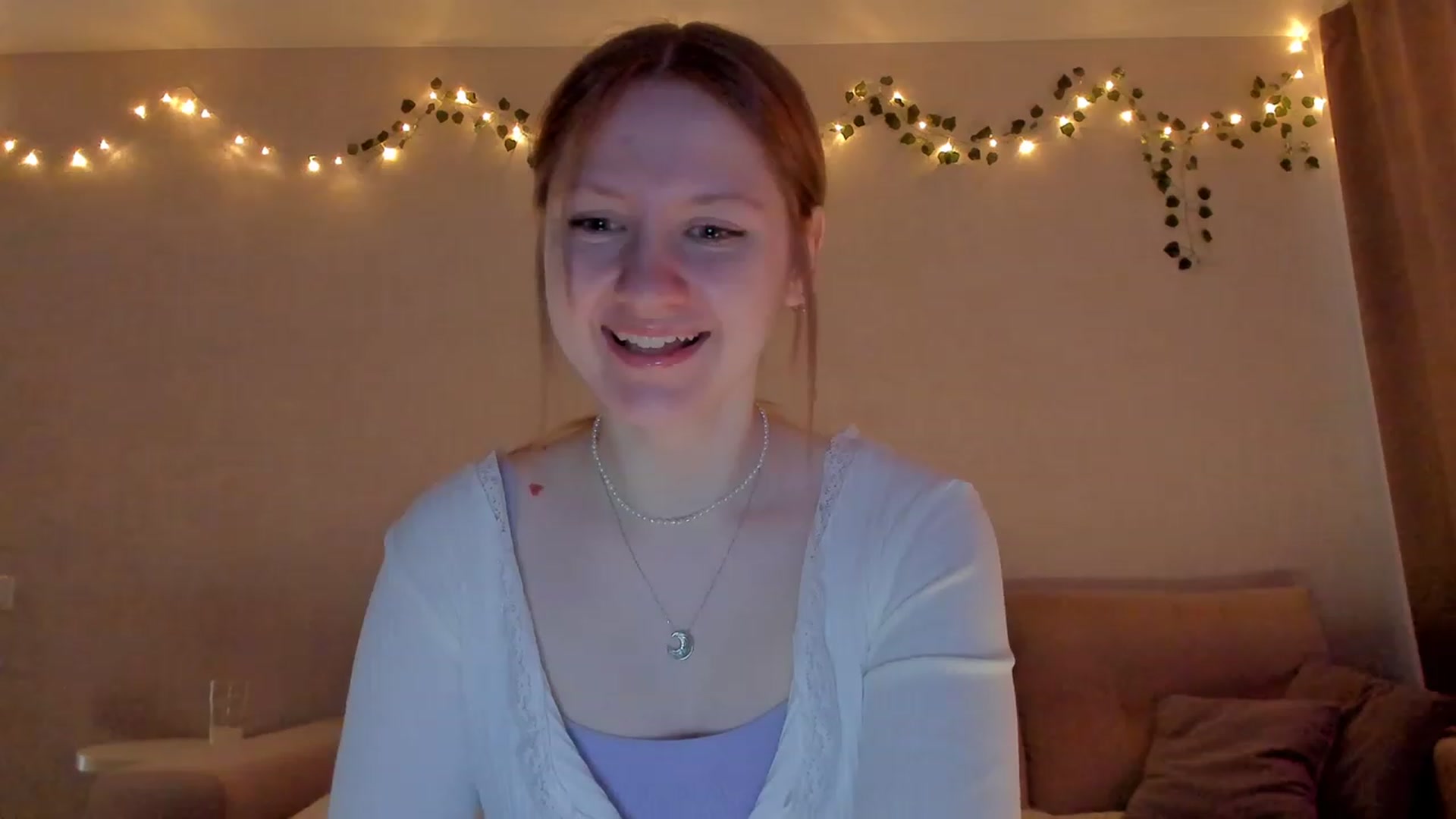 Gallery image thumbnail from cutegirlAlice's myfreecams stream on, 02/27/2023, 04:52 image 8 of 20