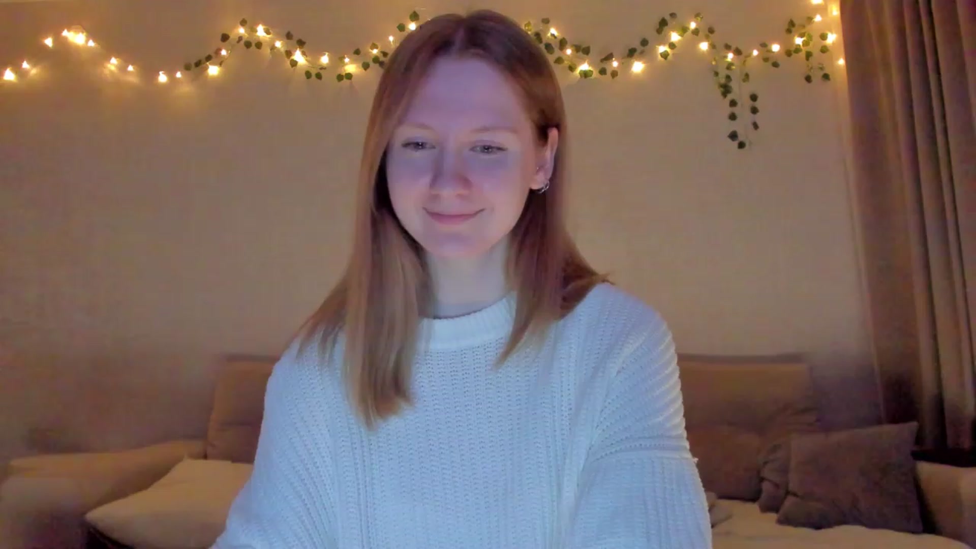 Gallery image thumbnail from cutegirlAlice's myfreecams stream on, 03/12/2023, 15:44 image 14 of 20