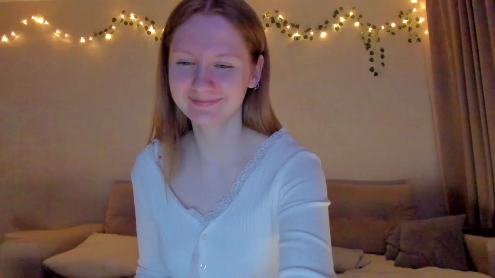 Gallery image thumbnail from cutegirlAlice's myfreecams stream on, 03/12/2023, 15:44 image 7 of 20