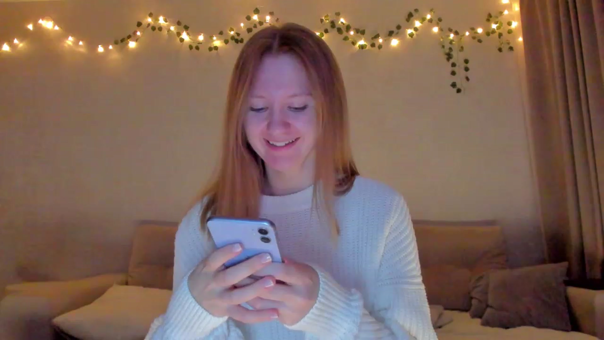 Gallery image thumbnail from cutegirlAlice's myfreecams stream on, 03/12/2023, 15:44 image 12 of 20