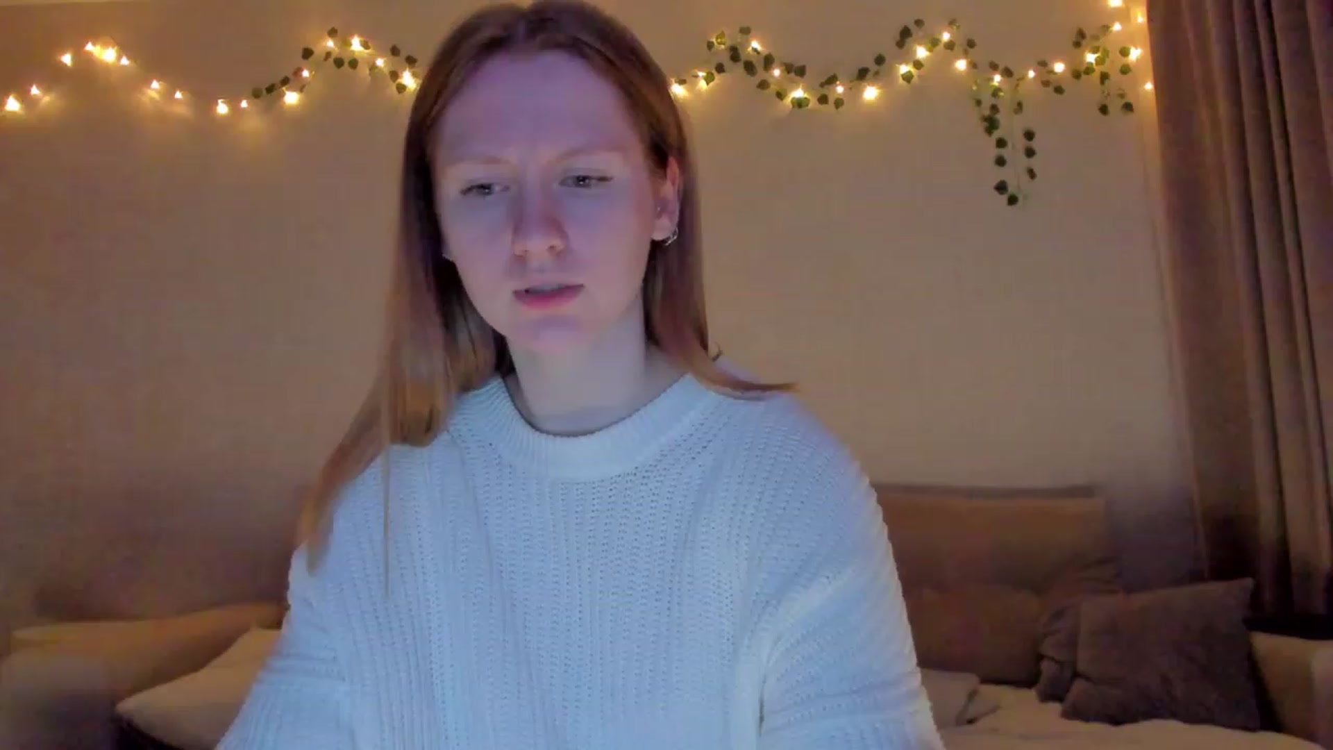 Gallery image thumbnail from cutegirlAlice's myfreecams stream on, 03/12/2023, 15:44 image 11 of 20