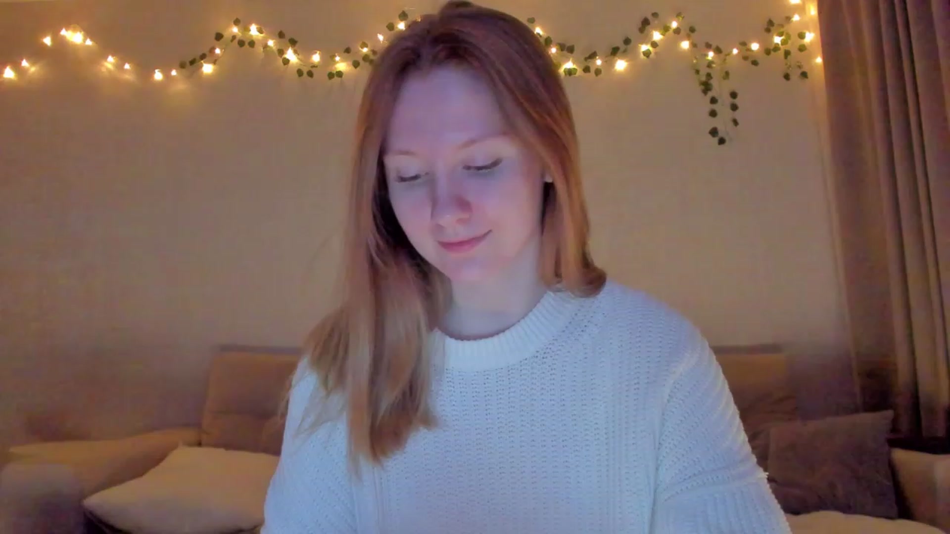 Gallery image thumbnail from cutegirlAlice's myfreecams stream on, 03/12/2023, 15:44 image 16 of 20