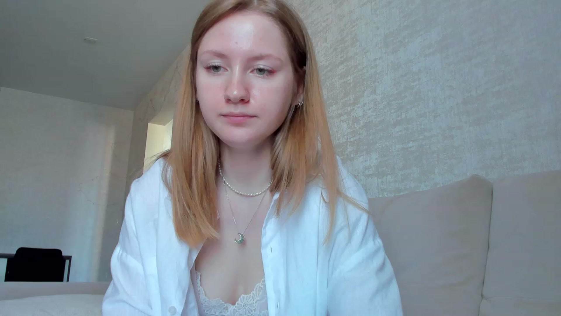 Gallery image thumbnail from cutegirlAlice's myfreecams stream on, 03/13/2023, 07:28 image 8 of 20