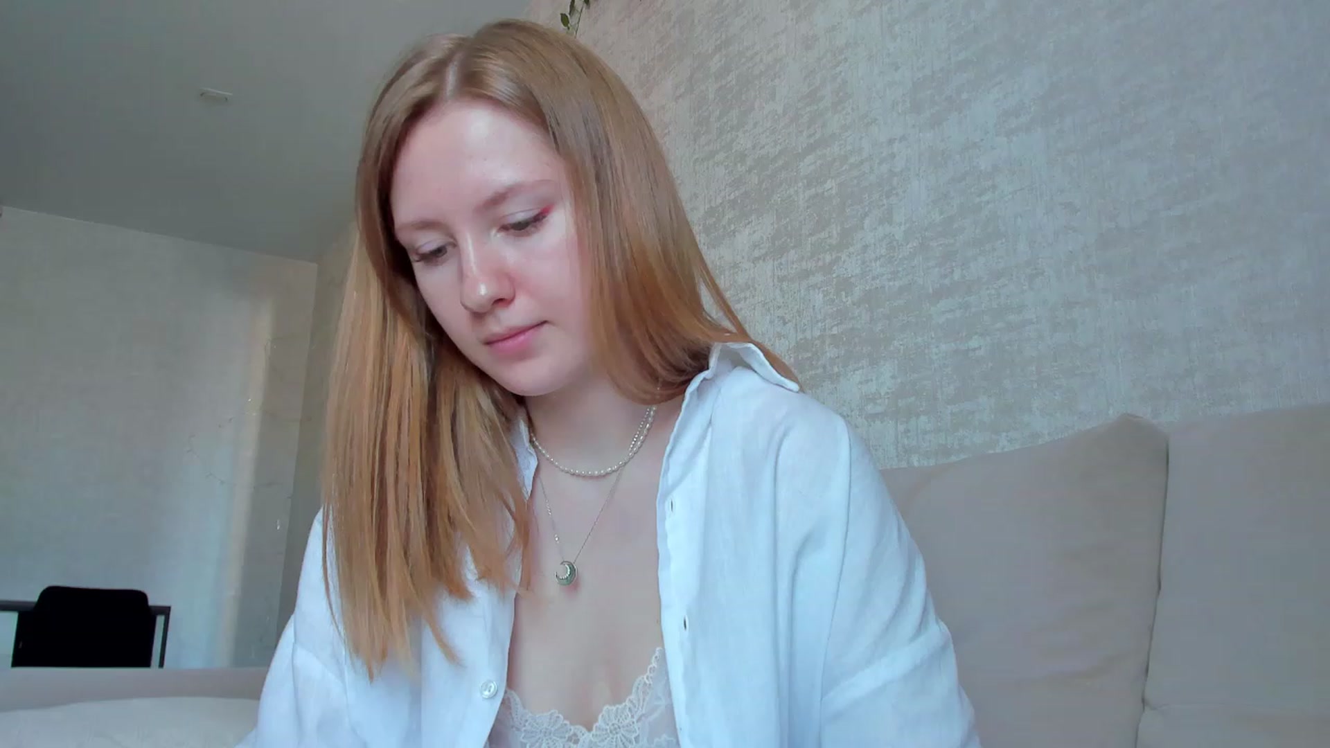 Gallery image thumbnail from cutegirlAlice's myfreecams stream on, 03/13/2023, 07:28 image 1 of 20