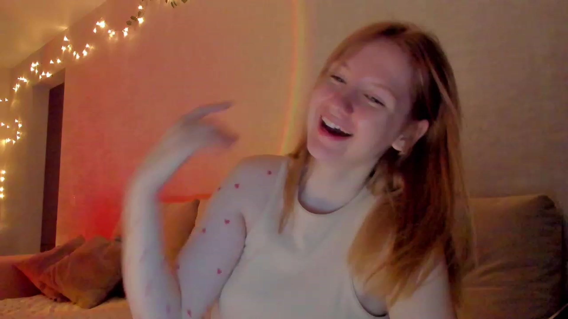 Gallery image thumbnail from cutegirlAlice's myfreecams stream on, 03/15/2023, 15:26 image 8 of 20