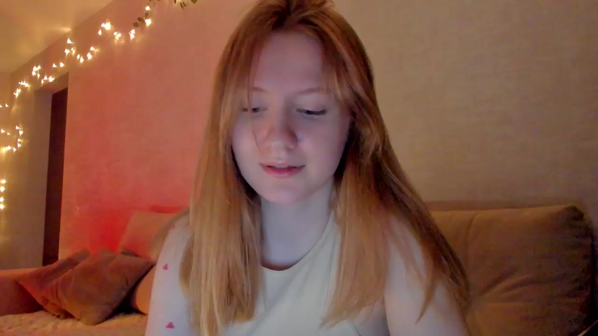 Gallery image thumbnail from cutegirlAlice's myfreecams stream on, 03/15/2023, 15:26 image 13 of 20