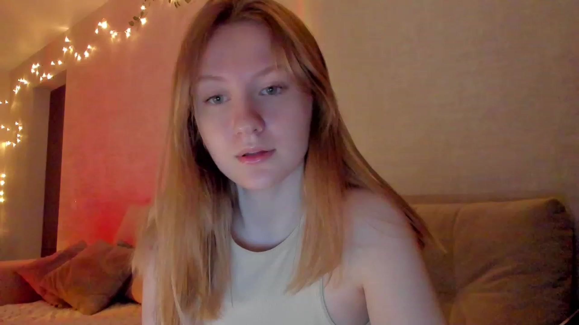Gallery image thumbnail from cutegirlAlice's myfreecams stream on, 03/15/2023, 15:26 image 12 of 20