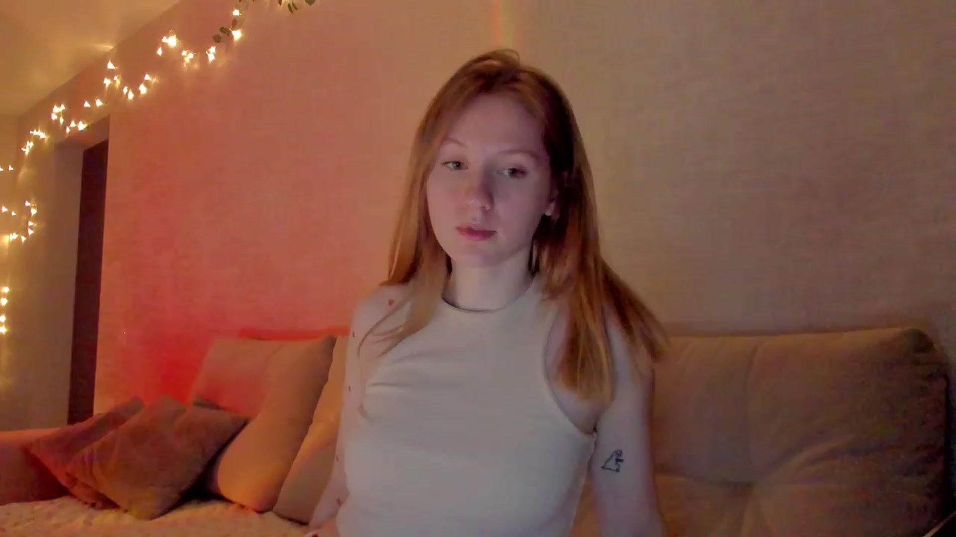 Gallery image thumbnail from cutegirlAlice's myfreecams stream on, 03/15/2023, 15:26 image 5 of 20