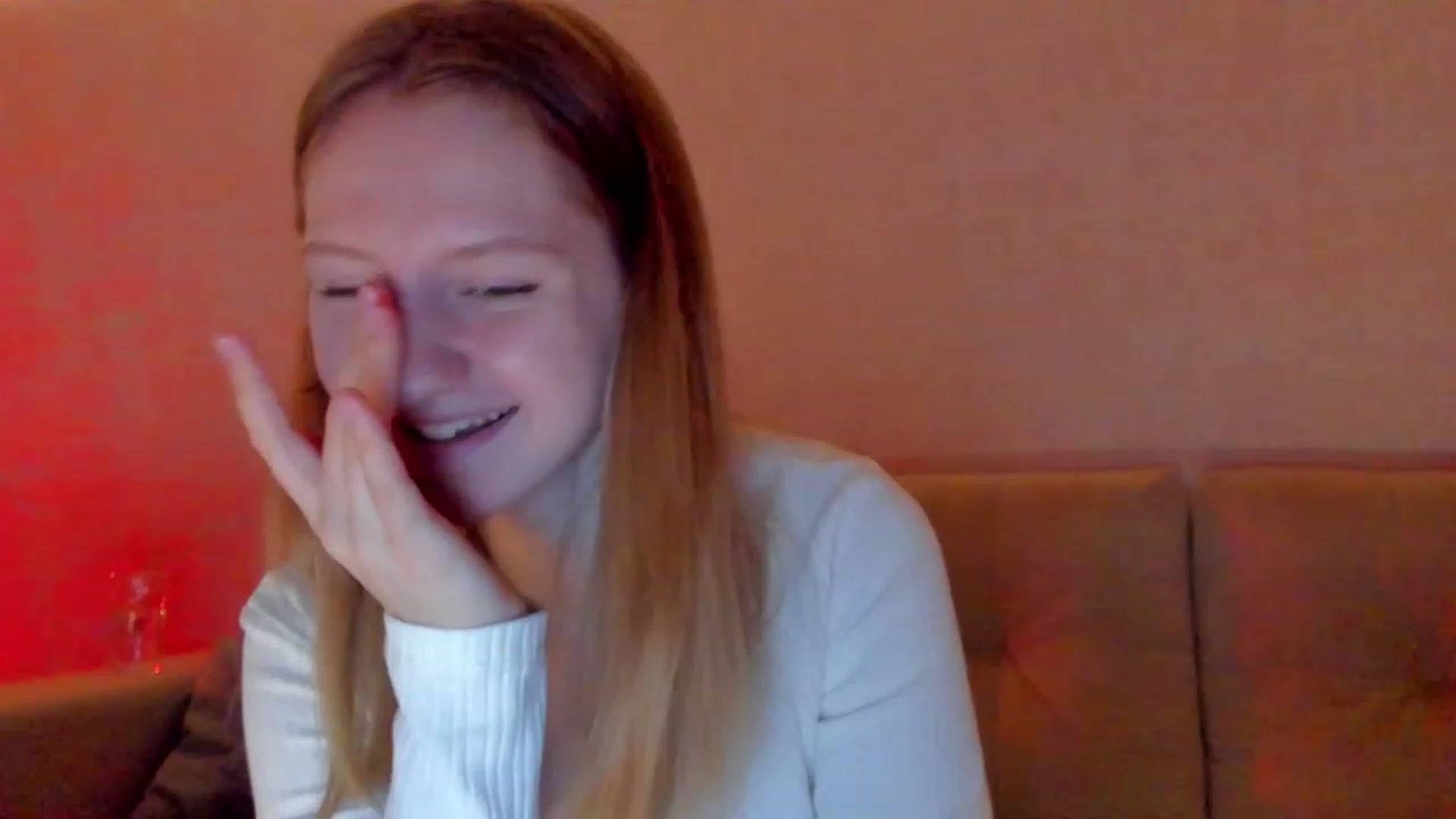 Gallery image thumbnail from cutegirlAlice's myfreecams stream on, 03/31/2023, 13:59 image 10 of 20
