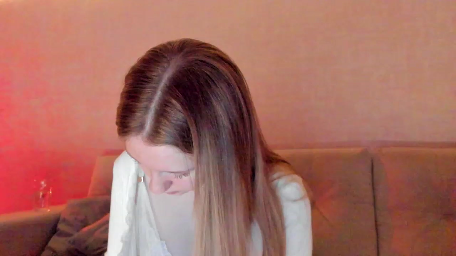 Gallery image thumbnail from cutegirlAlice's myfreecams stream on, 03/31/2023, 13:59 image 15 of 20