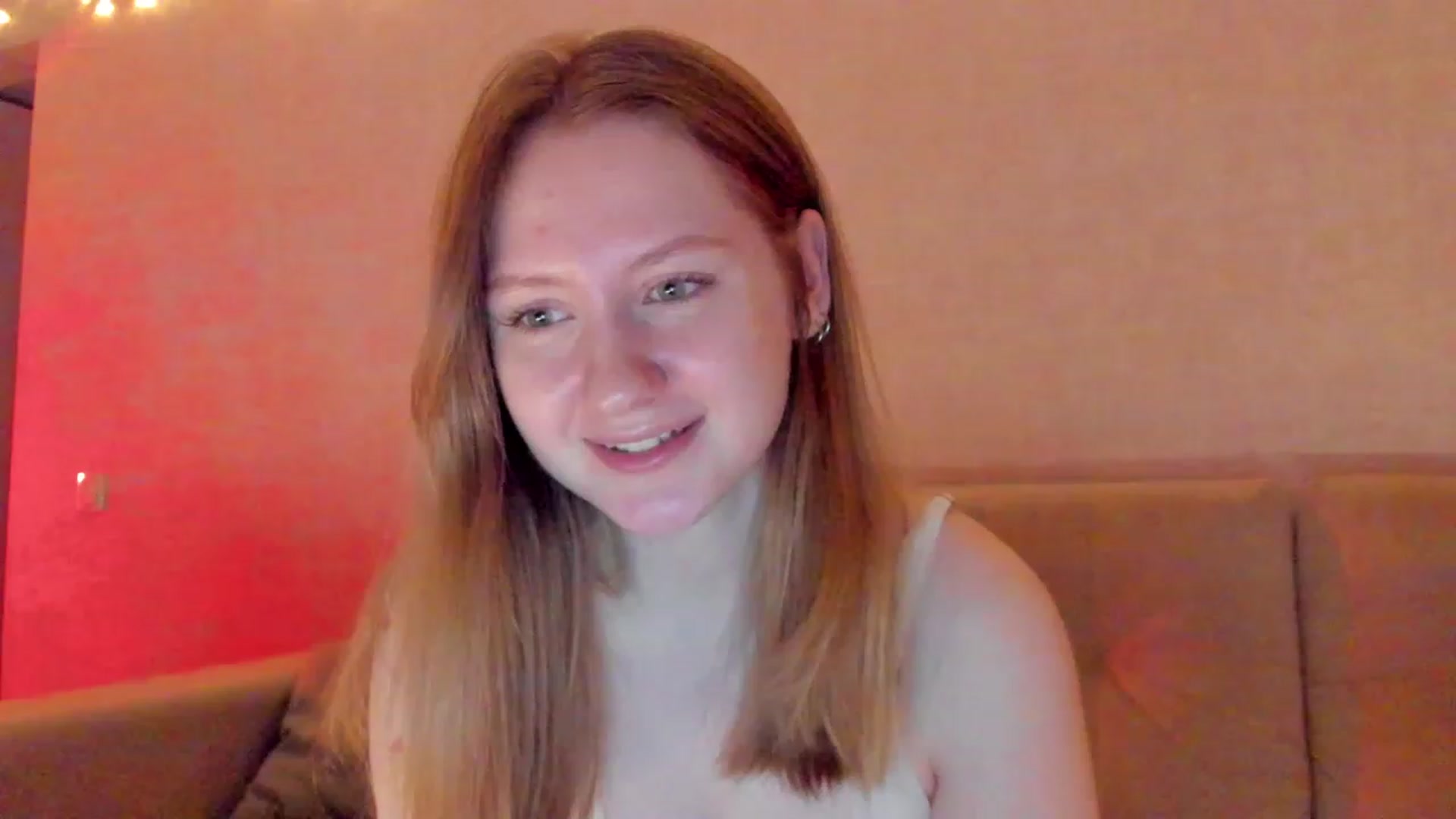 Gallery image thumbnail from cutegirlAlice's myfreecams stream on, 03/31/2023, 15:38 image 14 of 20