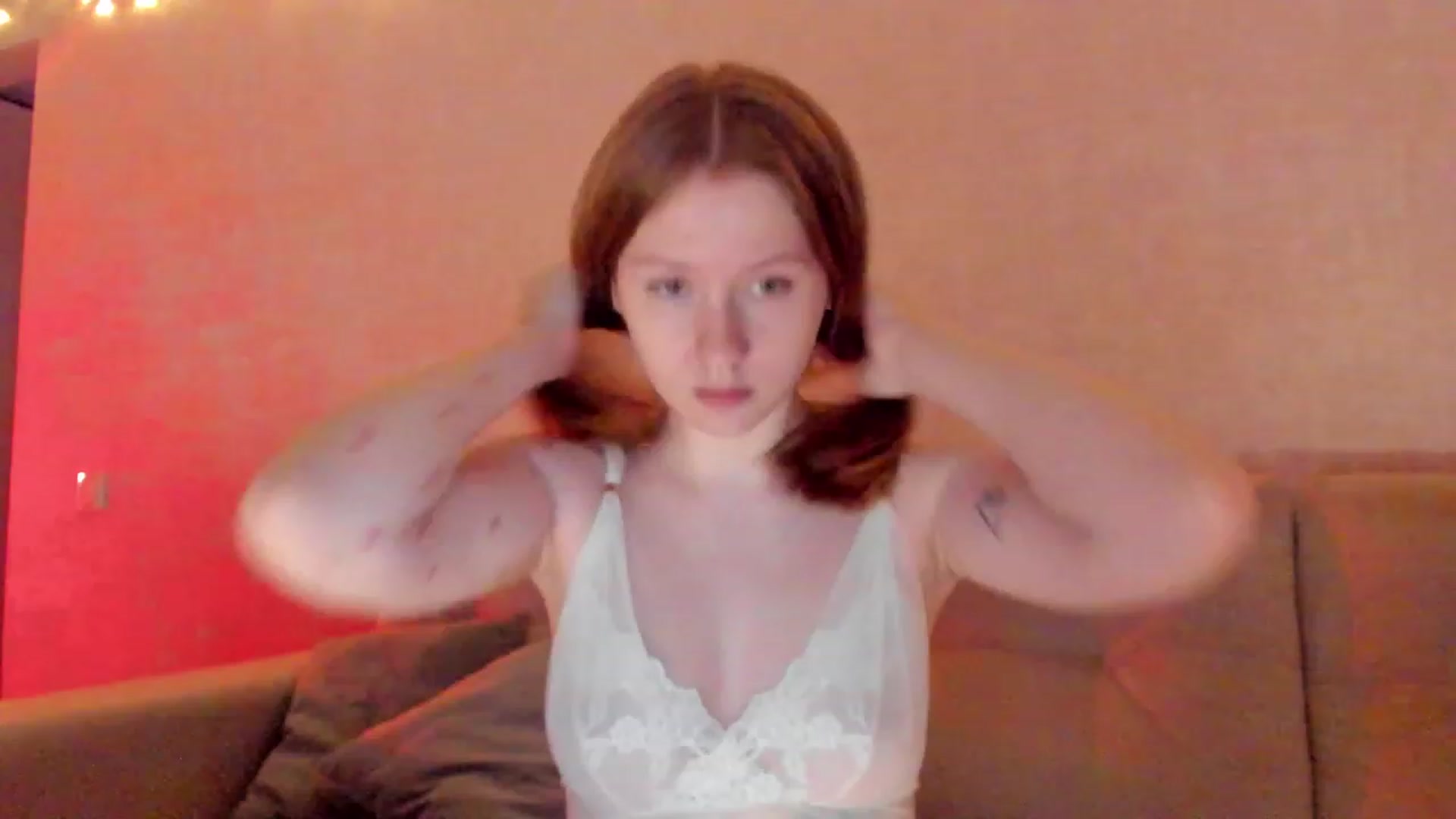 Gallery image thumbnail from cutegirlAlice's myfreecams stream on, 03/31/2023, 15:38 image 3 of 20
