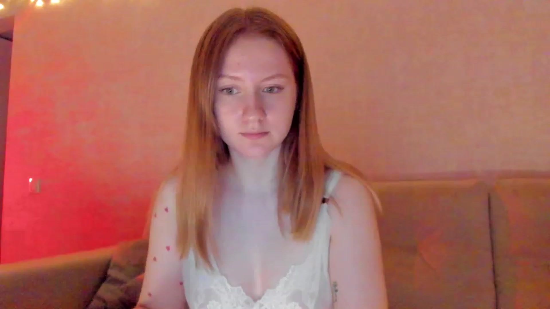 Gallery image thumbnail from cutegirlAlice's myfreecams stream on, 03/31/2023, 15:38 image 4 of 20