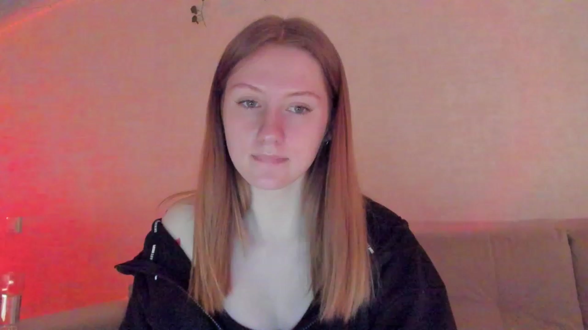 Gallery image thumbnail from cutegirlAlice's myfreecams stream on, 04/15/2023, 13:38 image 3 of 20