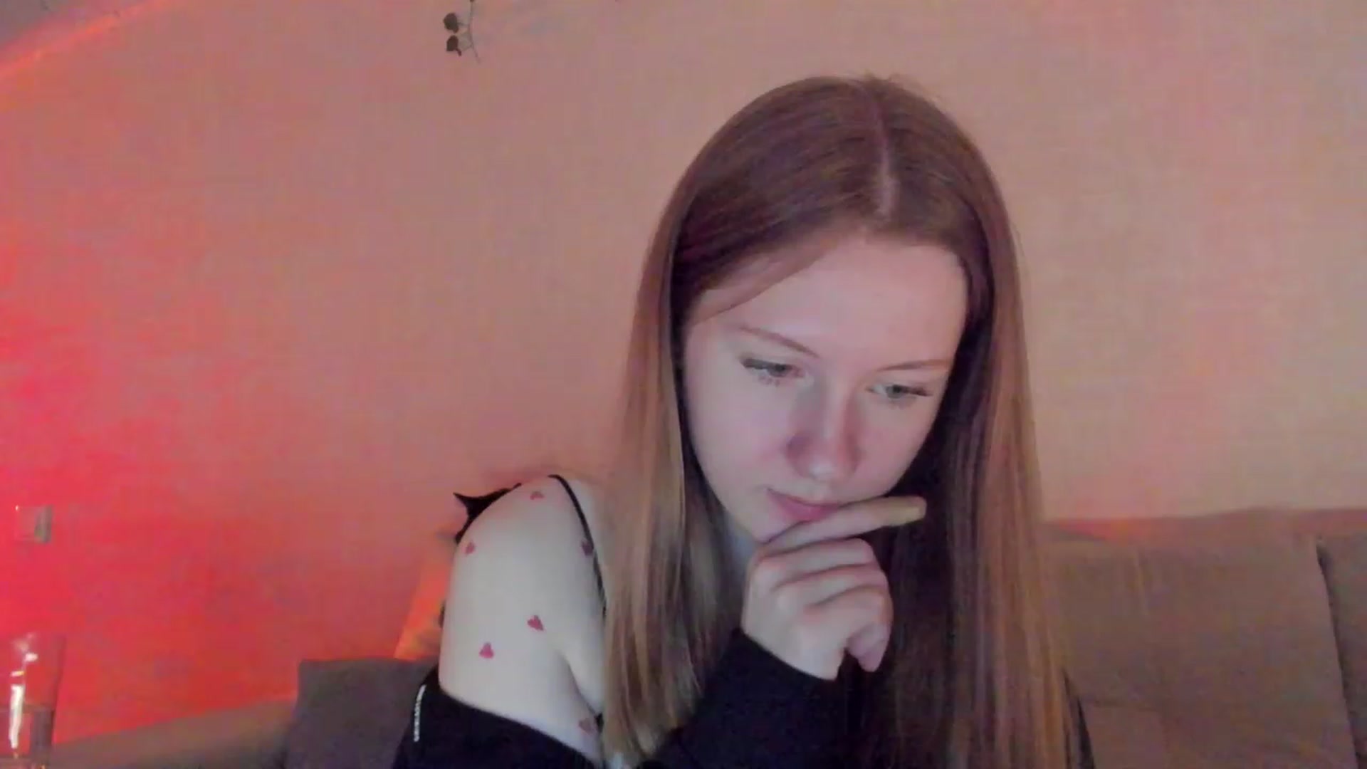 Gallery image thumbnail from cutegirlAlice's myfreecams stream on, 04/15/2023, 13:38 image 13 of 20