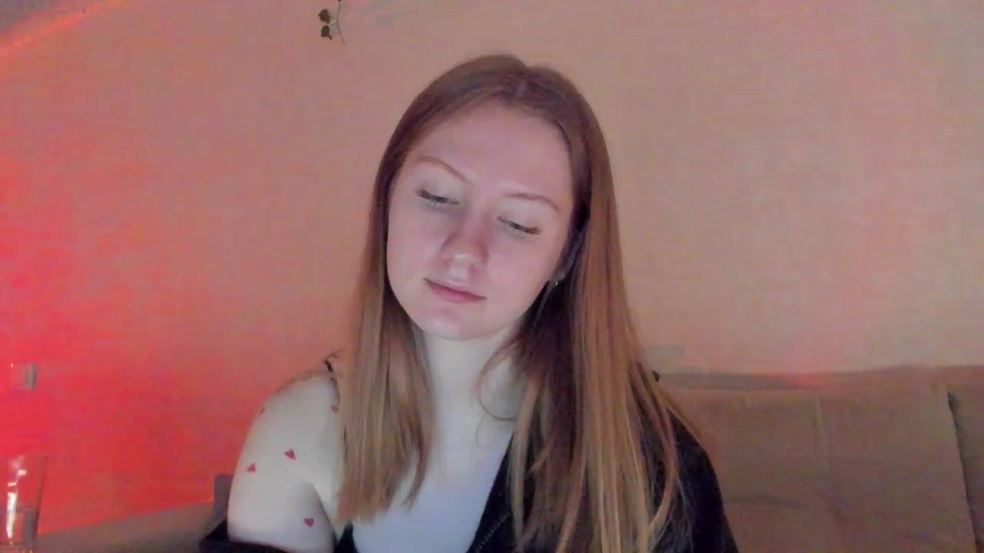 Gallery image thumbnail from cutegirlAlice's myfreecams stream on, 04/15/2023, 13:38 image 11 of 20