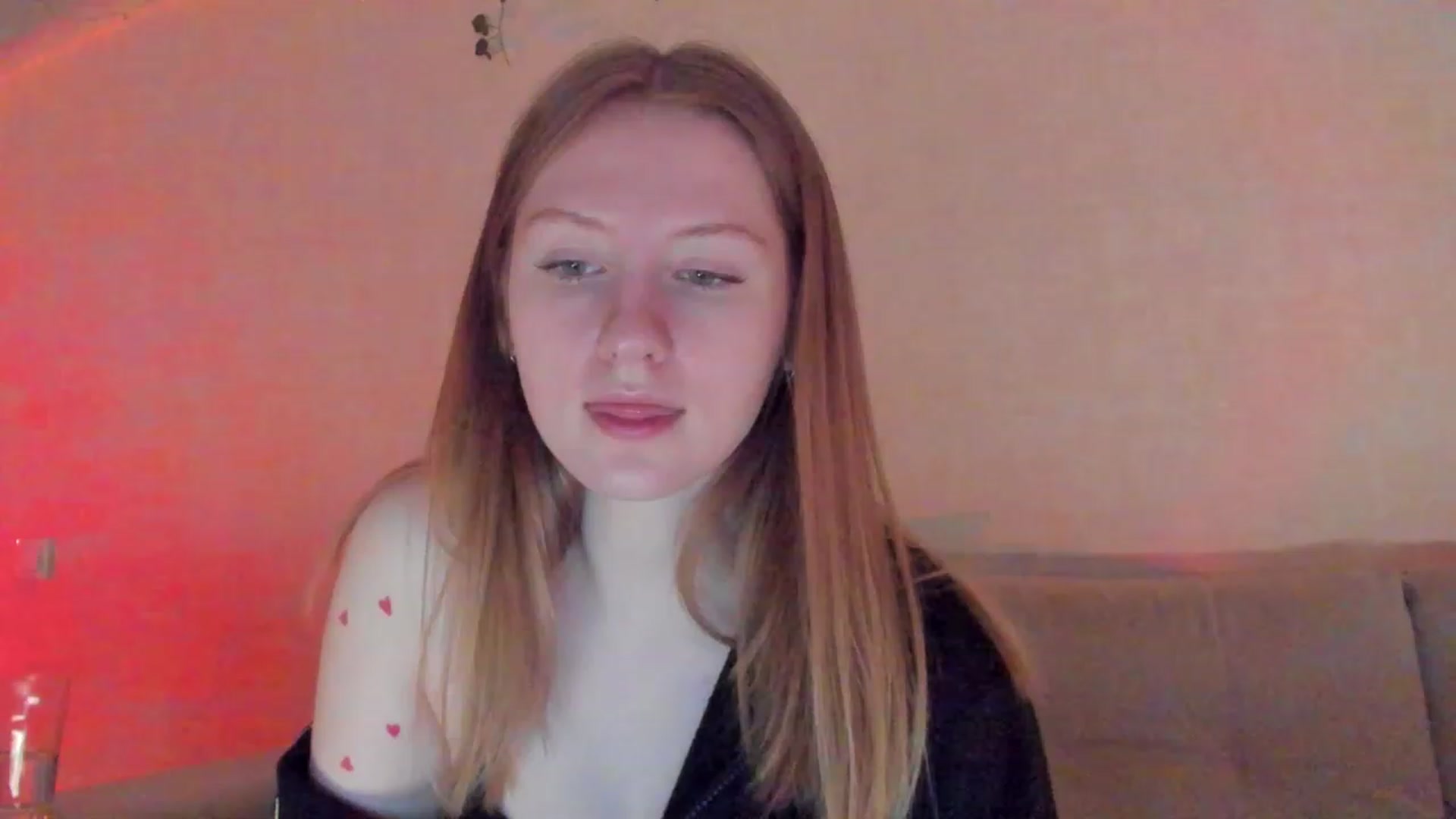 Gallery image thumbnail from cutegirlAlice's myfreecams stream on, 04/15/2023, 13:38 image 10 of 20