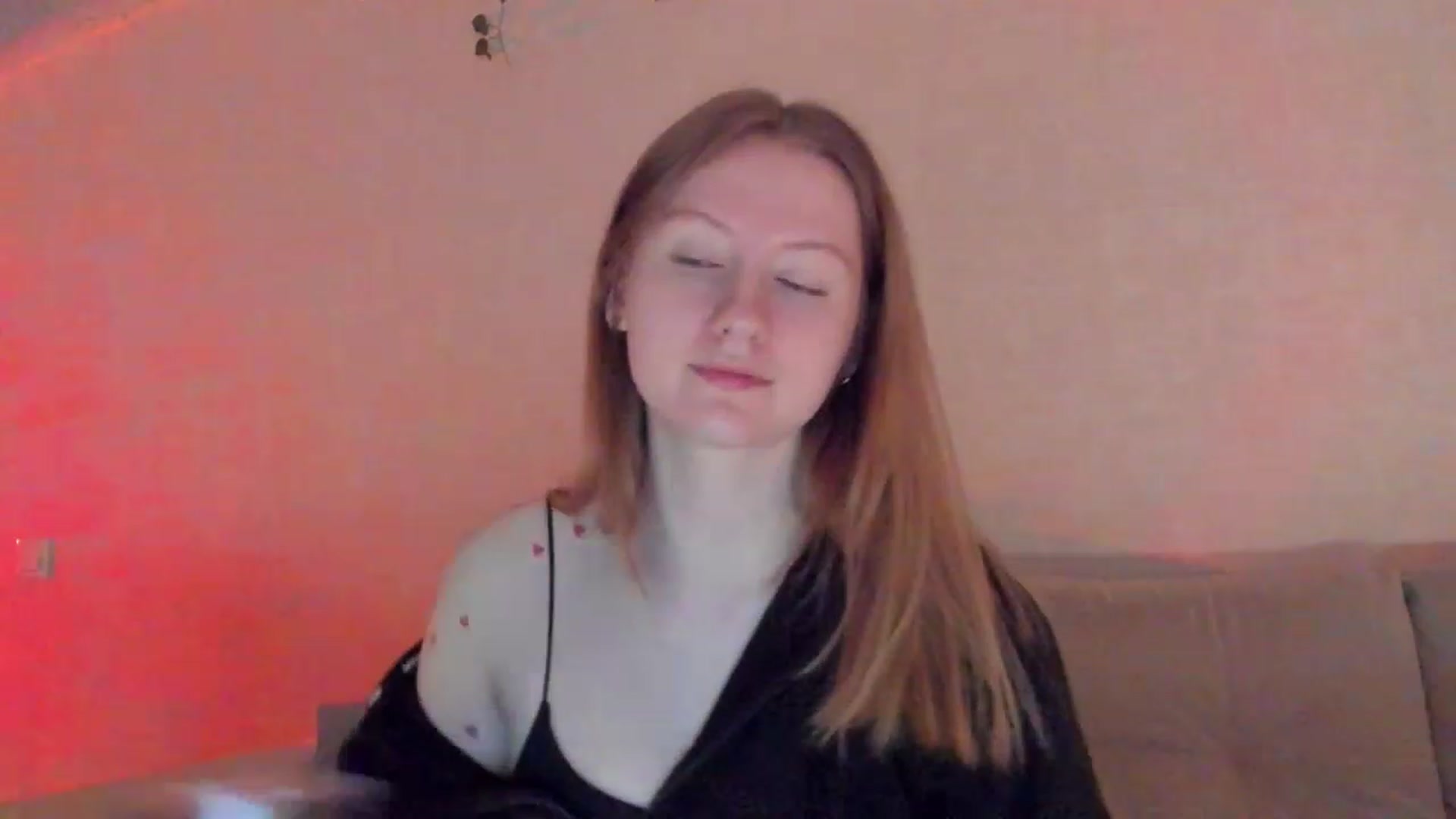 Gallery image thumbnail from cutegirlAlice's myfreecams stream on, 04/15/2023, 13:38 image 6 of 20