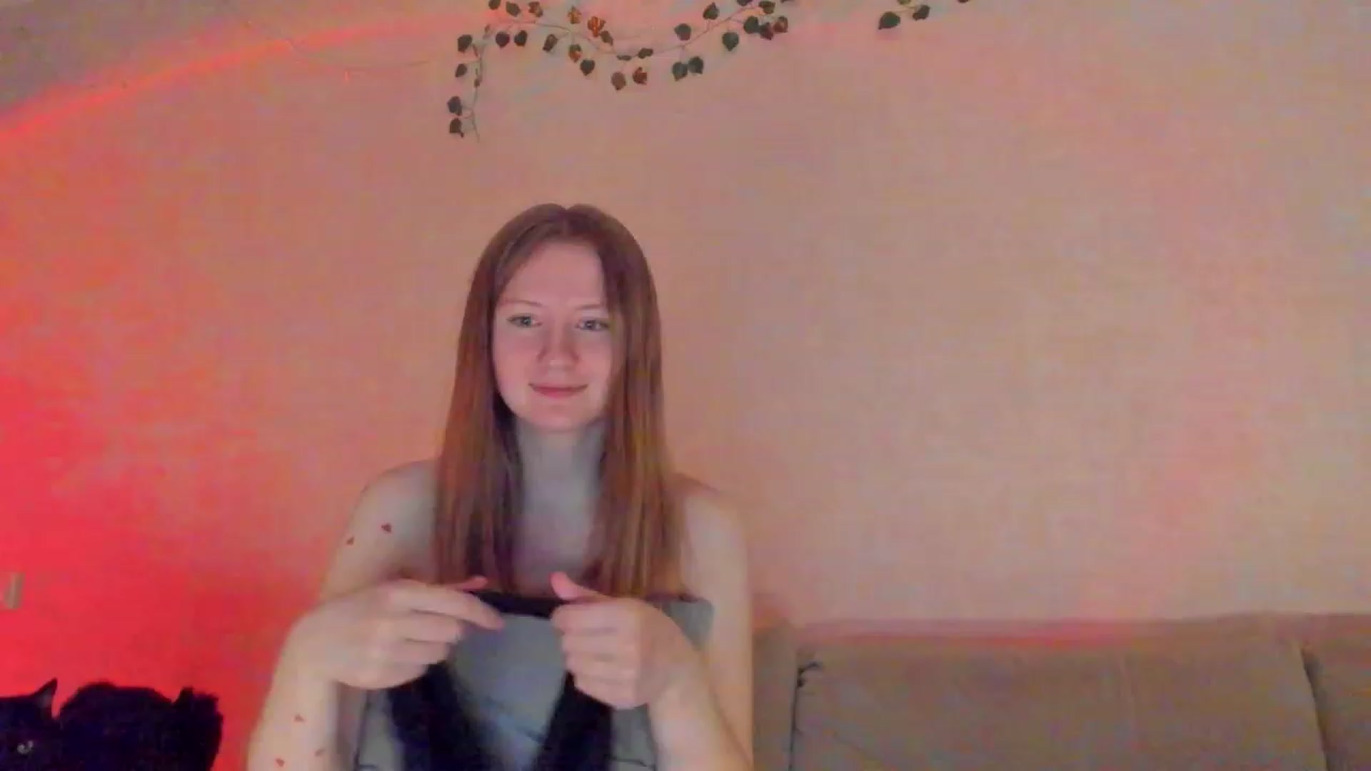 Gallery image thumbnail from cutegirlAlice's myfreecams stream on, 04/15/2023, 15:14 image 12 of 20