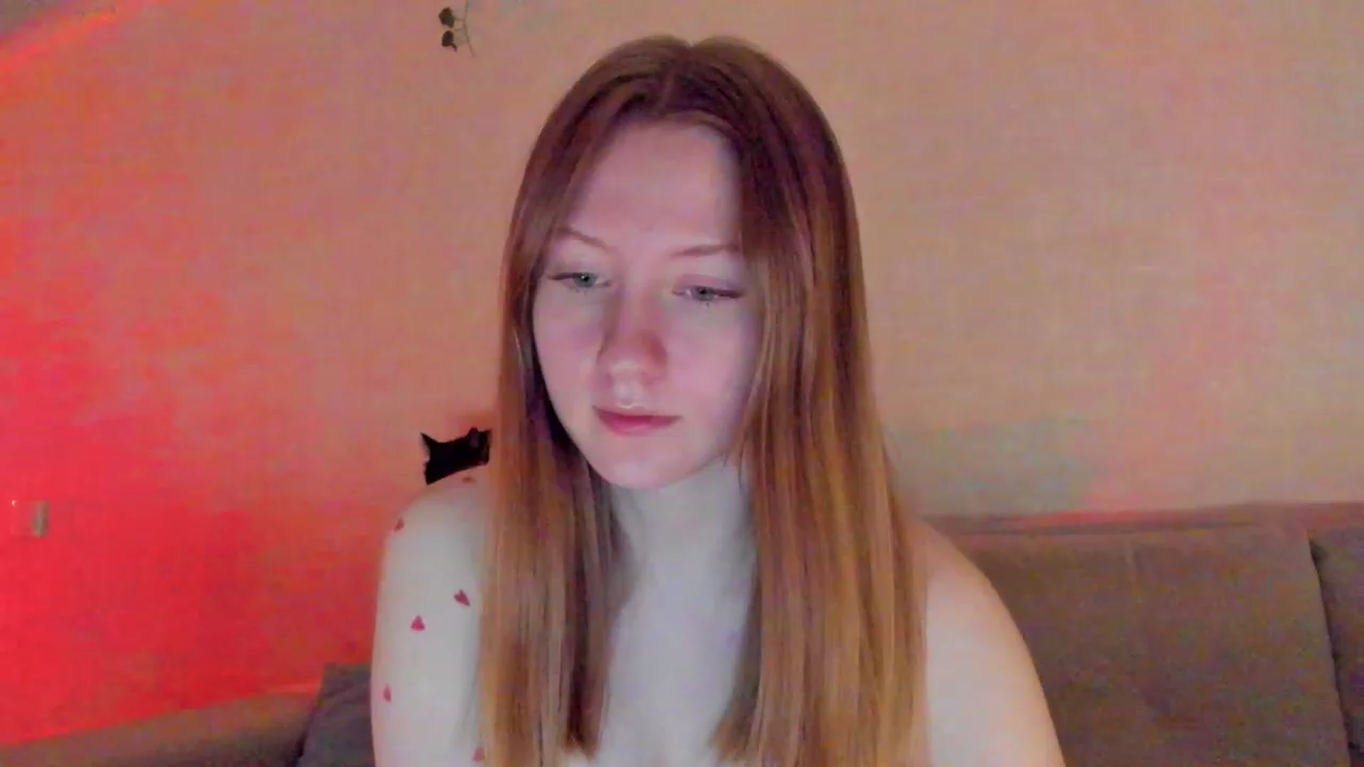 Gallery image thumbnail from cutegirlAlice's myfreecams stream on, 04/15/2023, 15:14 image 17 of 20
