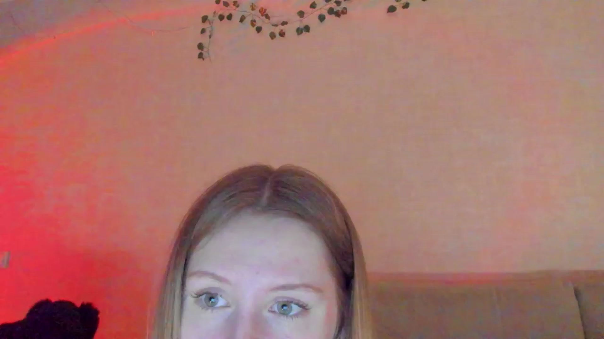 Gallery image thumbnail from cutegirlAlice's myfreecams stream on, 04/15/2023, 15:14 image 7 of 20