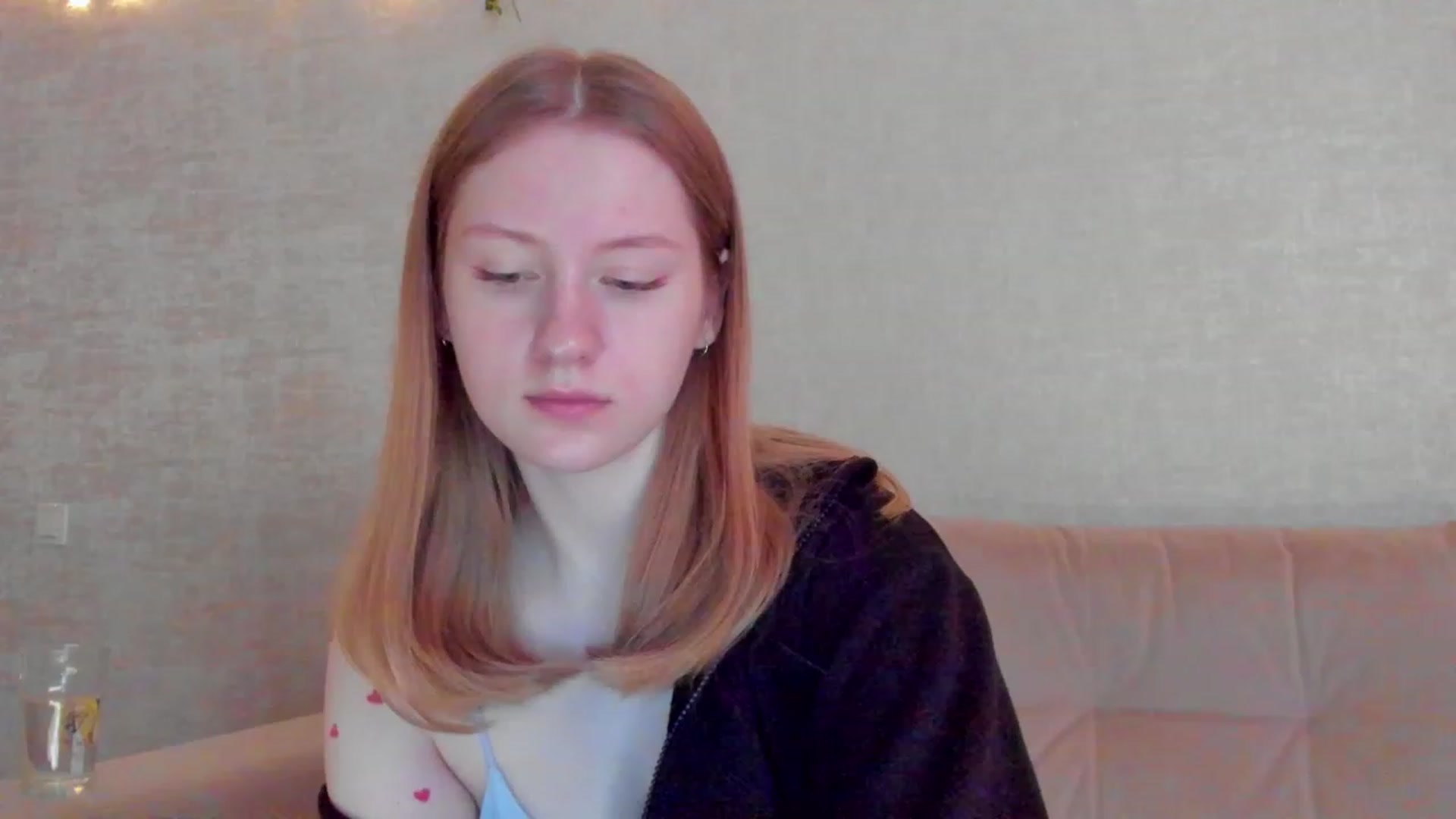 Gallery image thumbnail from cutegirlAlice's myfreecams stream on, 04/24/2023, 05:04 image 4 of 20