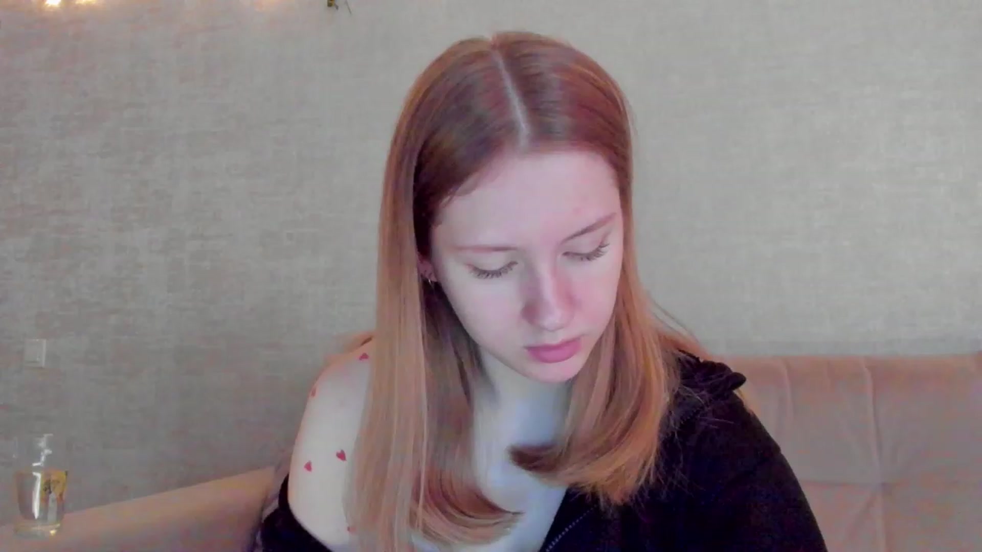 Gallery image thumbnail from cutegirlAlice's myfreecams stream on, 04/24/2023, 05:04 image 2 of 20