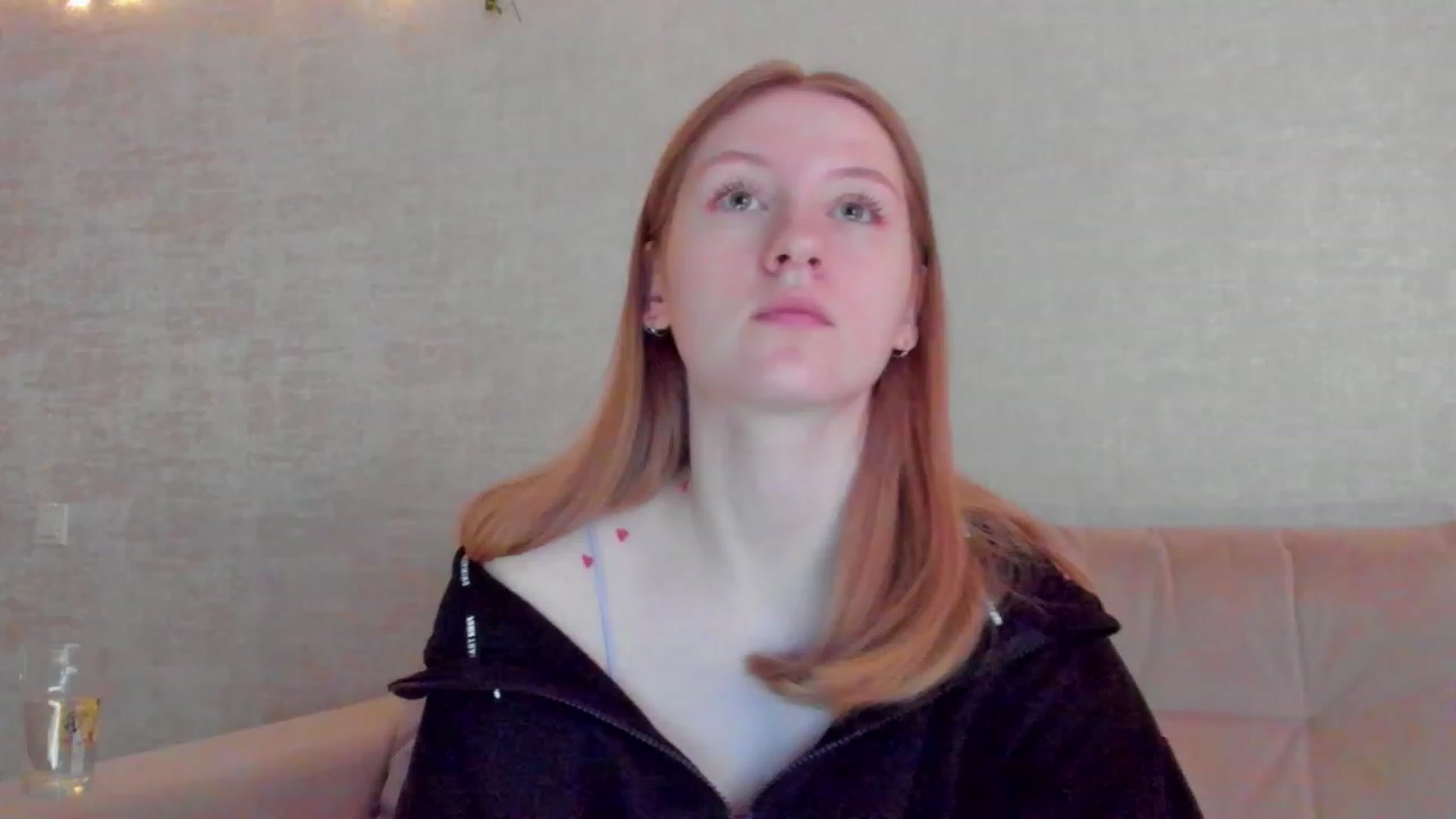 Gallery image thumbnail from cutegirlAlice's myfreecams stream on, 04/24/2023, 05:04 image 5 of 20