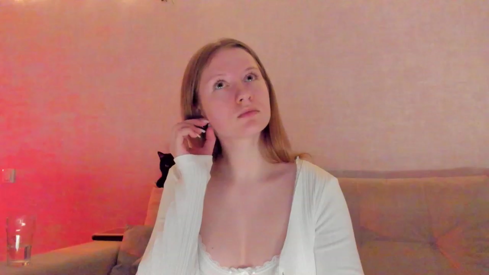 Gallery image thumbnail from cutegirlAlice's myfreecams stream on, 04/30/2023, 15:19 image 11 of 20