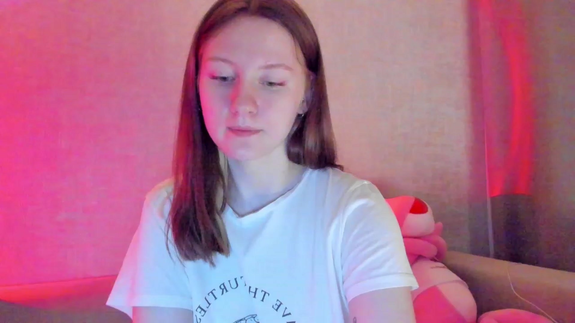 Gallery image thumbnail from cutegirlAlice's myfreecams stream on, 05/15/2023, 14:17 image 5 of 20