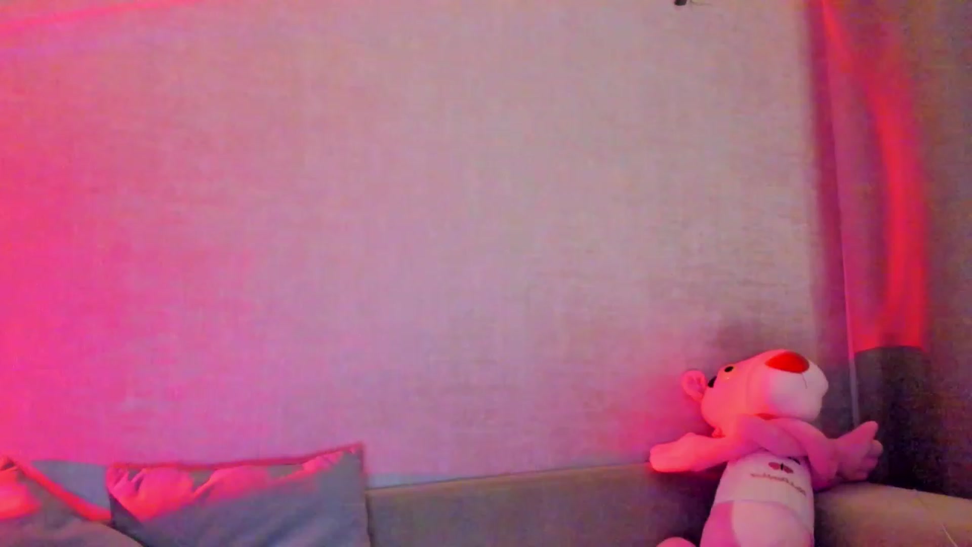 Gallery image thumbnail from cutegirlAlice's myfreecams stream on, 05/15/2023, 14:17 image 15 of 20