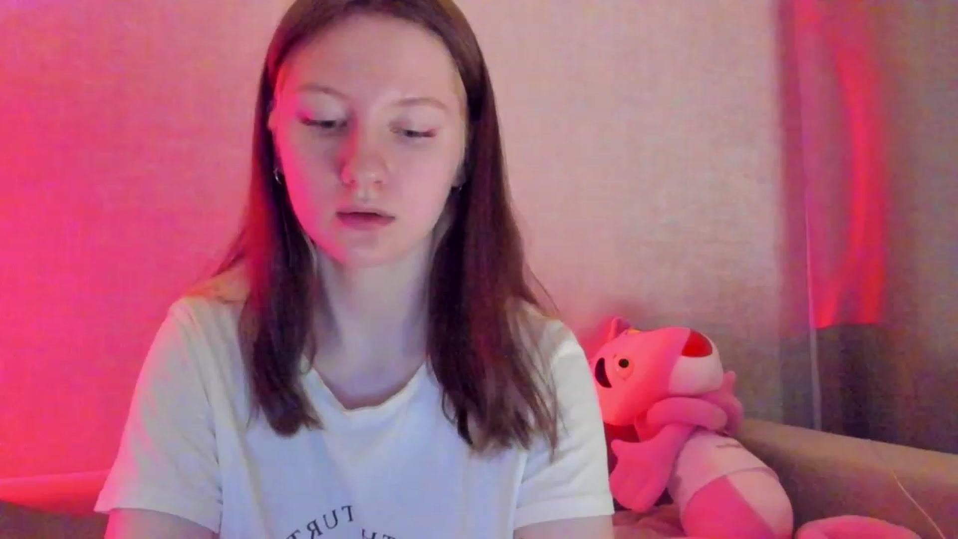 Gallery image thumbnail from cutegirlAlice's myfreecams stream on, 05/15/2023, 14:17 image 8 of 20