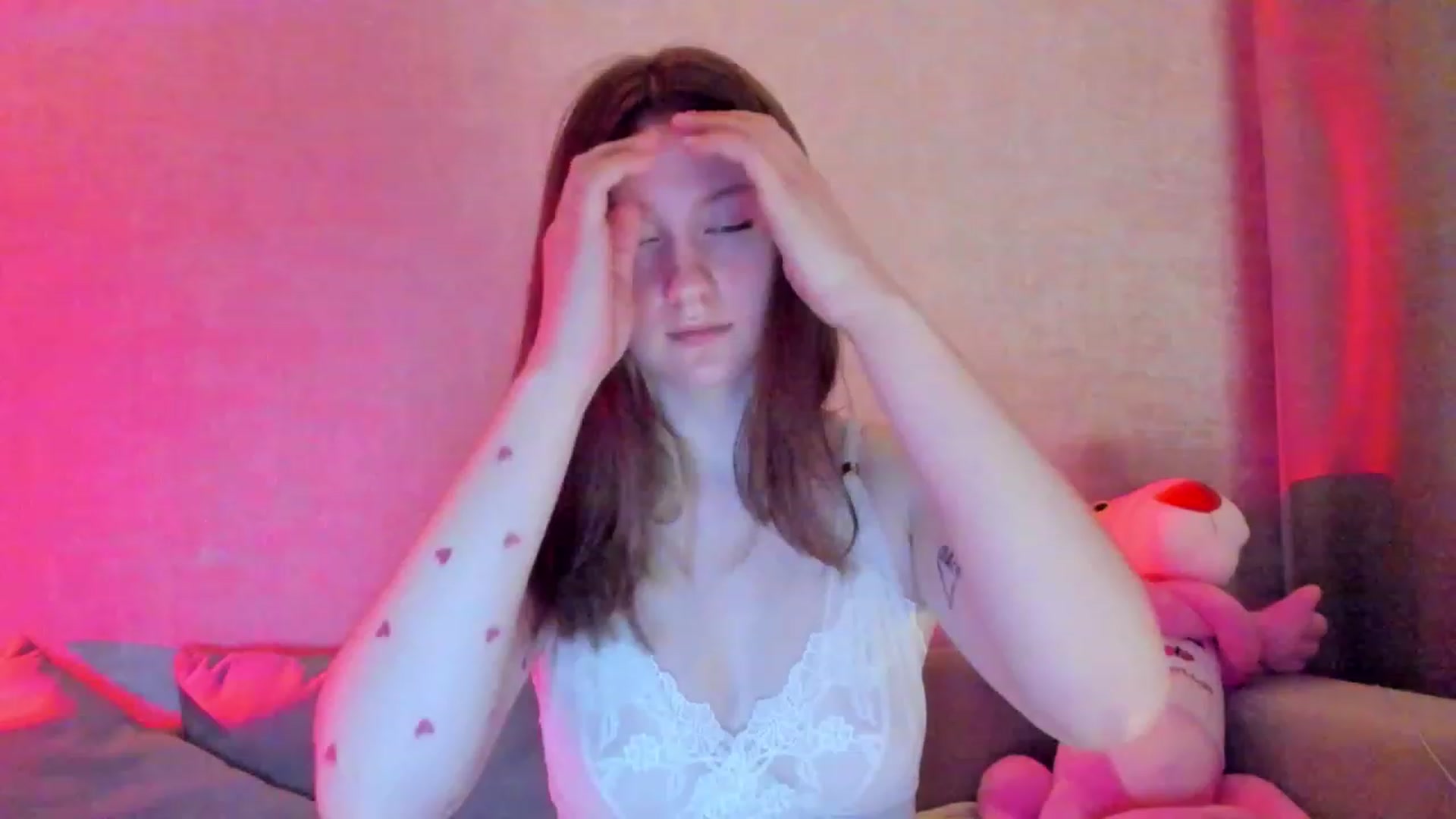 Gallery image thumbnail from cutegirlAlice's myfreecams stream on, 05/15/2023, 14:17 image 19 of 20