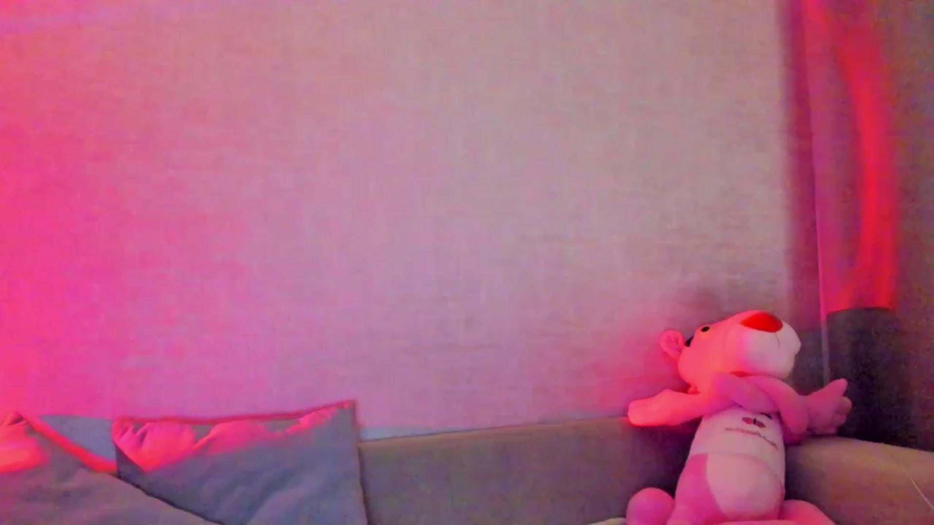 Gallery image thumbnail from cutegirlAlice's myfreecams stream on, 05/15/2023, 14:17 image 16 of 20