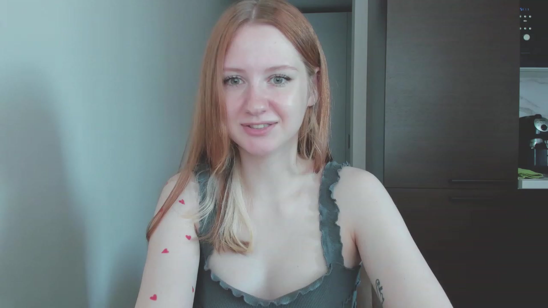 Gallery image thumbnail from cutegirlAlice's myfreecams stream on, 07/17/2023, 04:33 image 17 of 20