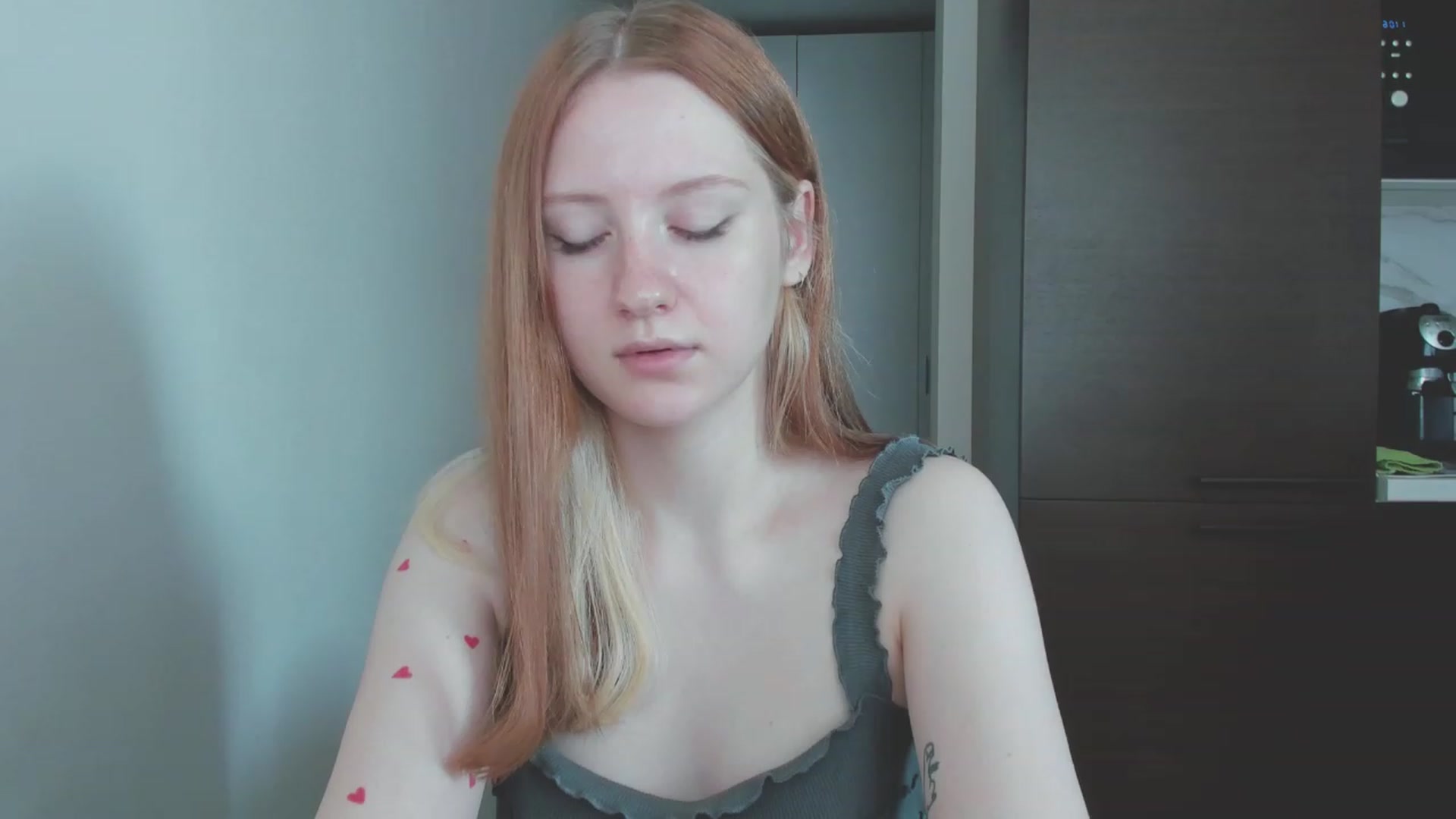 Gallery image thumbnail from cutegirlAlice's myfreecams stream on, 07/17/2023, 04:33 image 16 of 20