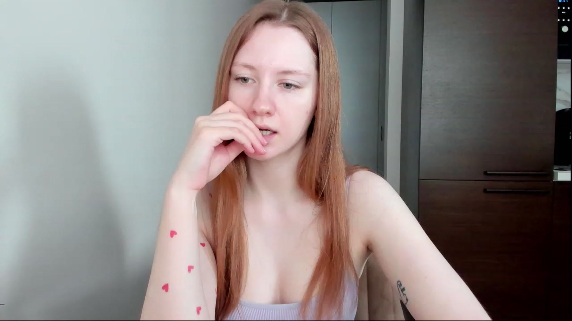 Gallery image thumbnail from cutegirlAlice's myfreecams stream on, 03/11/2024, 04:29 image 11 of 20