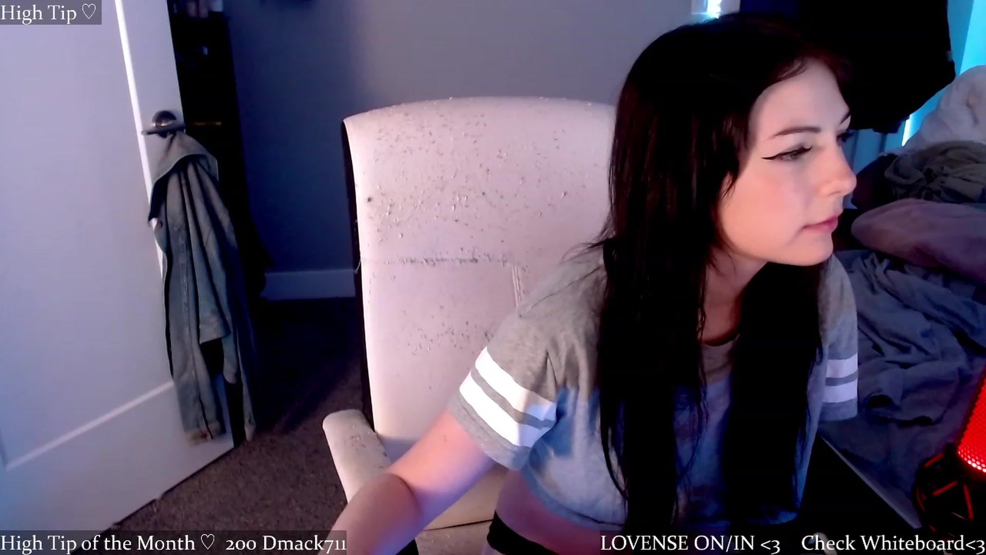 Gallery image thumbnail from cuteholly's myfreecams stream on, 03/21/2023, 08:30 image 1 of 20