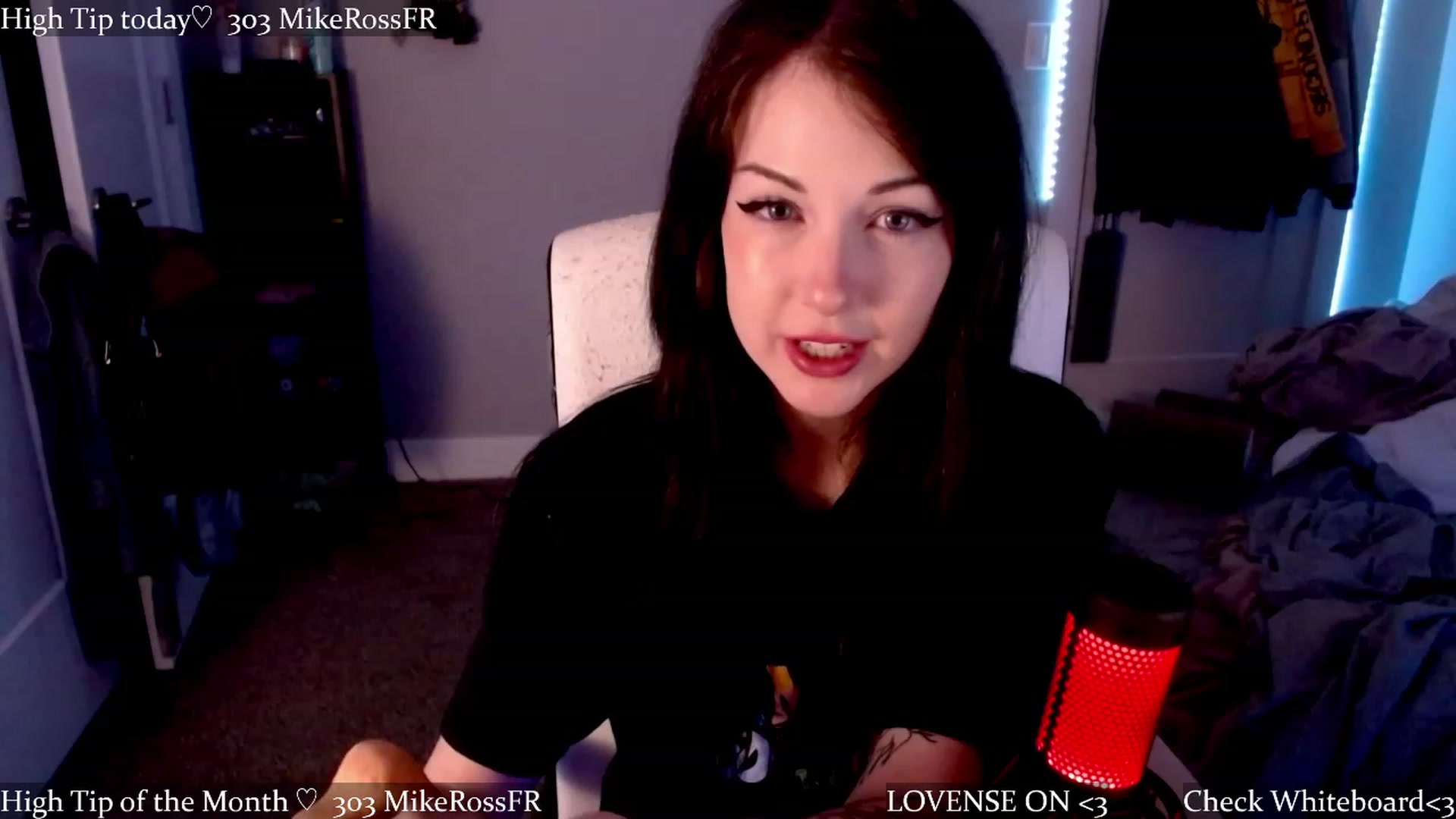Gallery image thumbnail from cuteholly's myfreecams stream on, 04/13/2023, 08:49 image 8 of 20